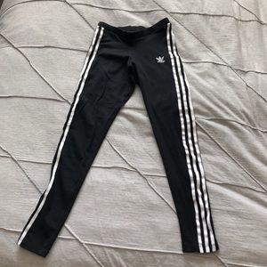 Adidas crop legging
